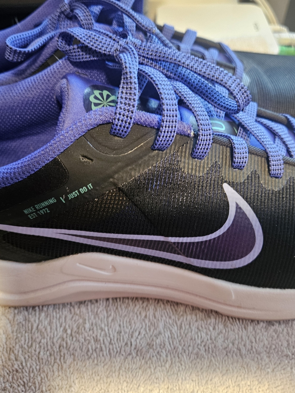 Nike Women’s Black & Purple Athletic Running Shoes